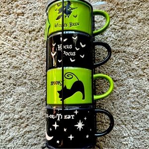 NWT Halloween Spooky Green and Black Mugs | Witch Bat Cat Stars Moon